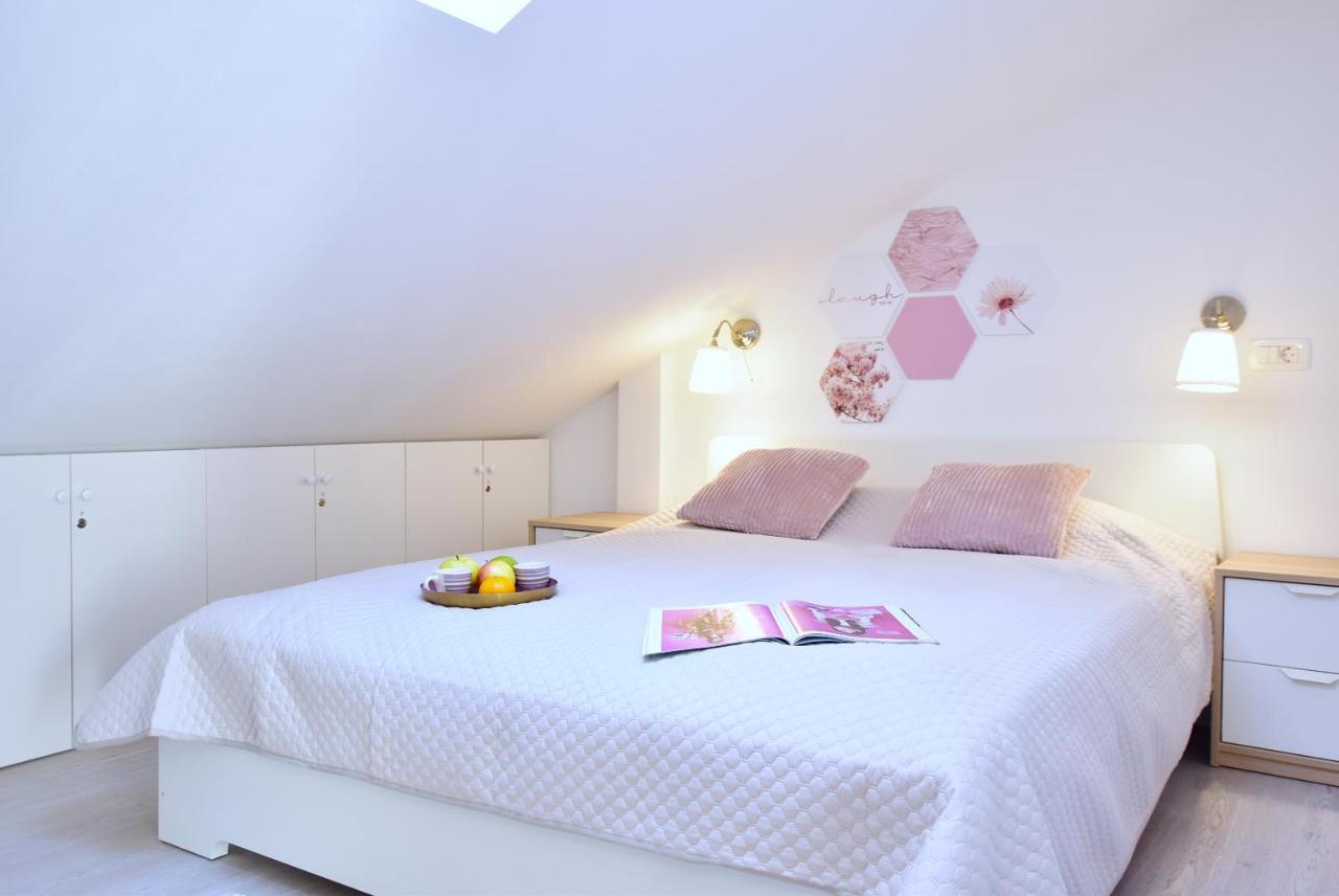 Apartments Sea & Sky スタリー・グラード エクステリア 写真